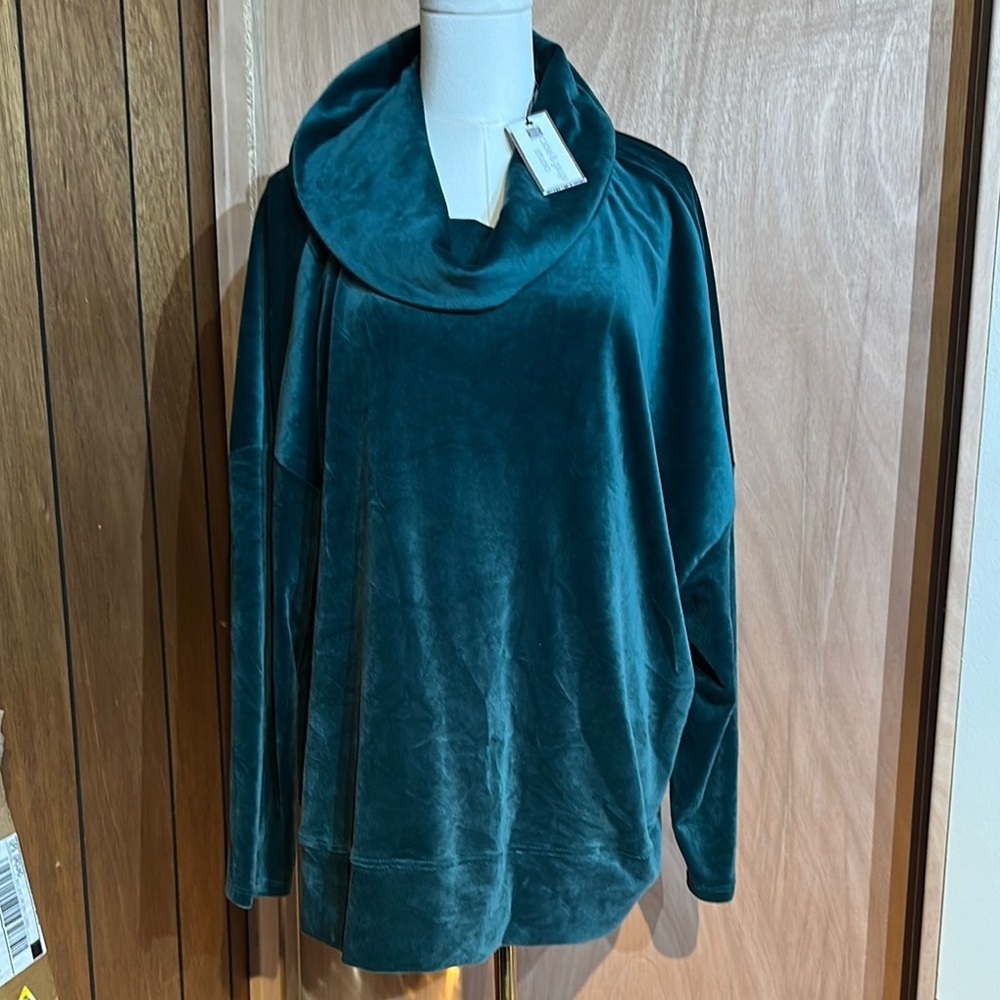 NWT Cable & gauge Teal Velvet Women's Sweater 2x
